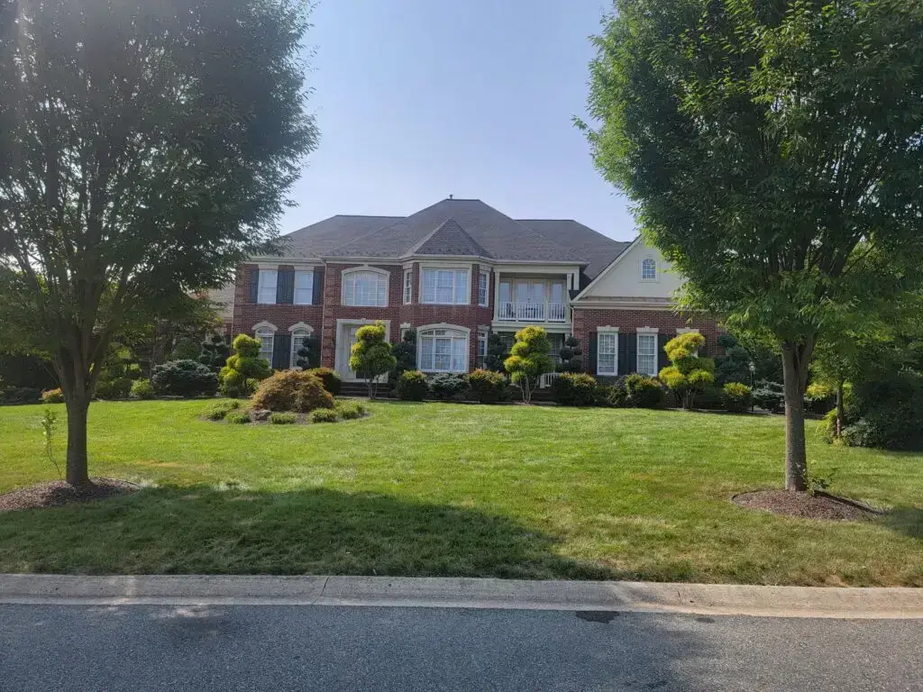 Get in touch with Robinhood Exterior — trusted roofing experts serving Maryland, Delaware & Pennsylvania. Call (410) 538-1970 or email josh@rhexterior.com